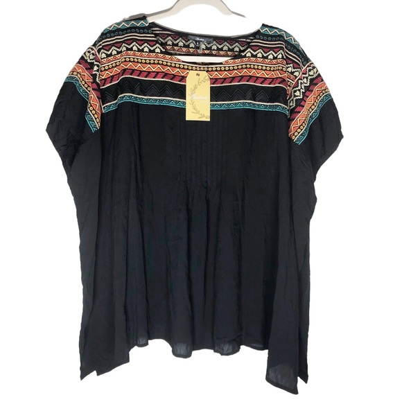 ANDREE BY UNIT Tops - Andree by Unit embroidered Womens Black Short Sleeve Rayon top NWT fits 1x-3x